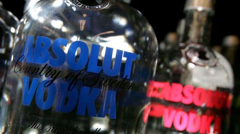 Campanha da Absolut celebra o amor gay